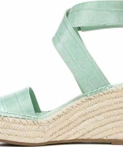 Futurefashionforward.shopecc2a42122 2